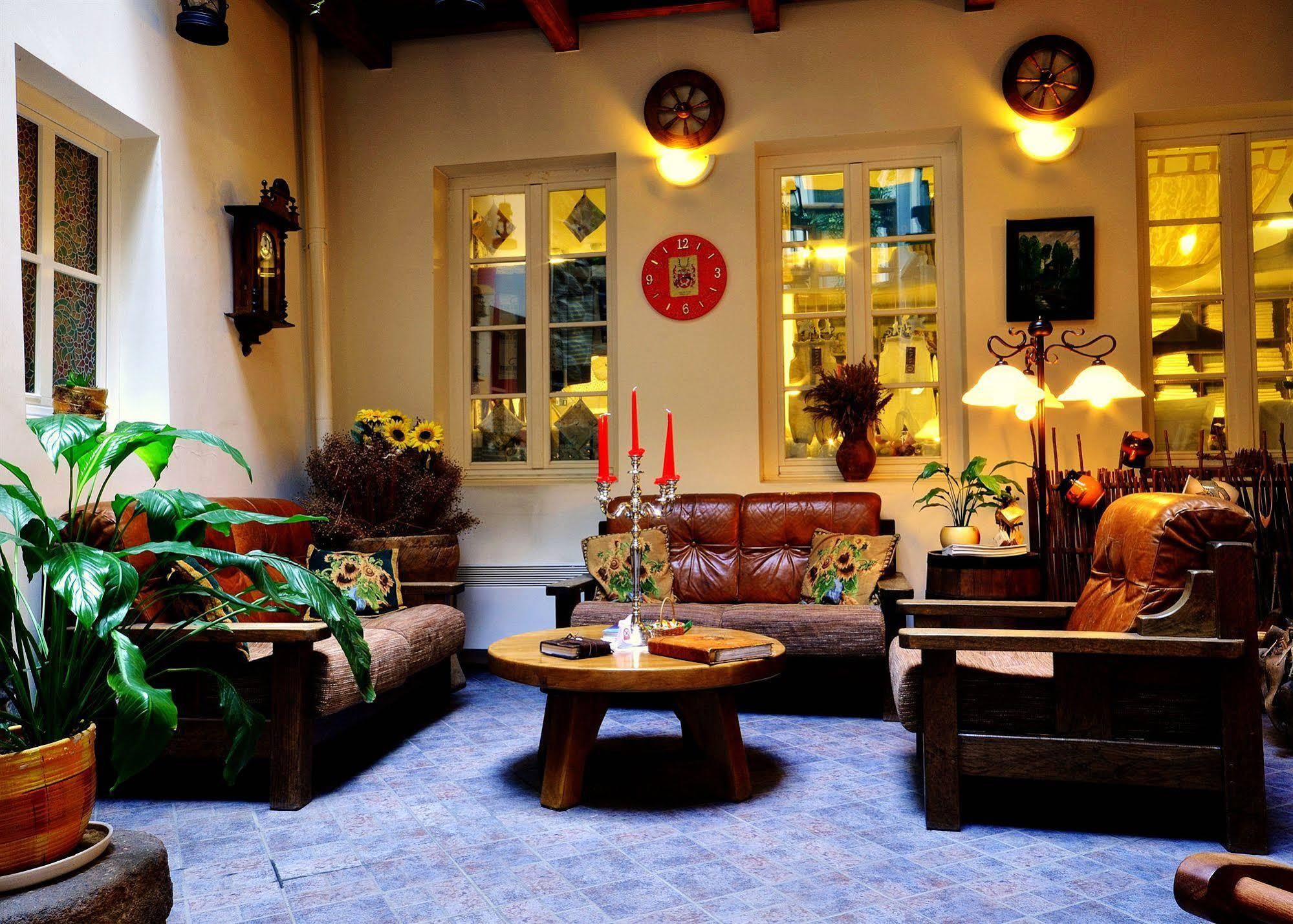 Angel Town Hall Apartments วิลนีอุส ภายนอก รูปภาพ